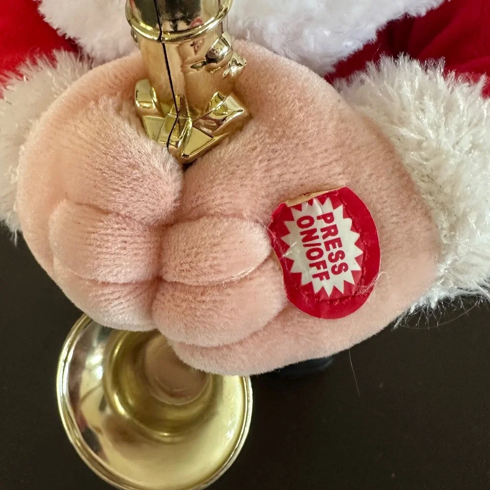 VTG RARE Animated Saxophone Santa Plays Have Yourself a Merry Little Christmas